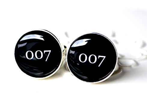 007 bond | Custom Cufflinks Groomsmen Gifts | via EmmalineBride.com