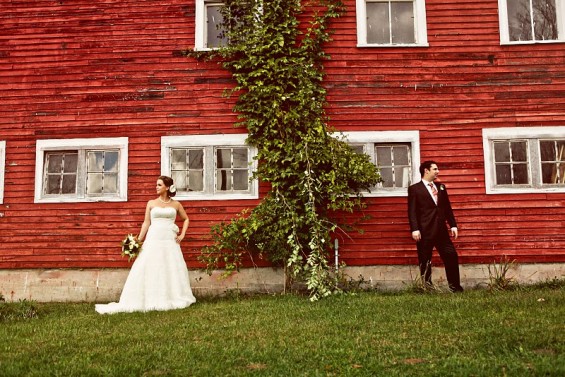 rustic wedding barn