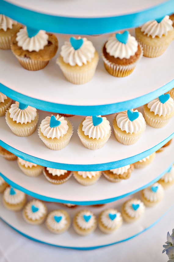 real wedding details - cupcakes