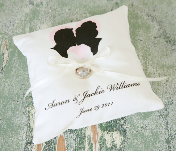 silhouette ring pillow