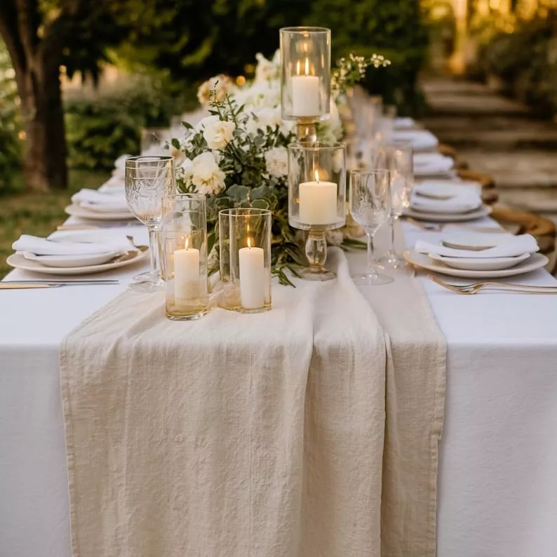 wedding reception table linens and cloth napkins