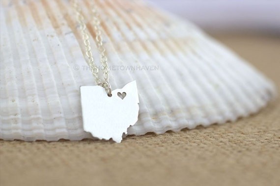 state necklace by theHOMETOWNhaven