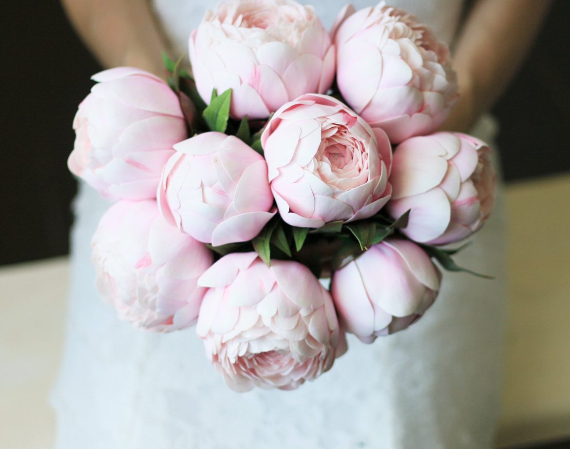 The Best Faux Flower Bouquets for Weddings [UPDATED 2019]