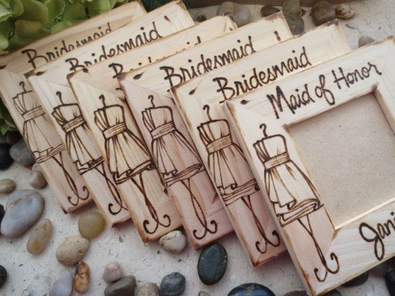 Bridesmaid wood photo frames as gifts by Prince Whitaker | via Wood Themed Wedding Ideas: https://emmalinebride.com/themes/wood-themed-wedding-ideas/