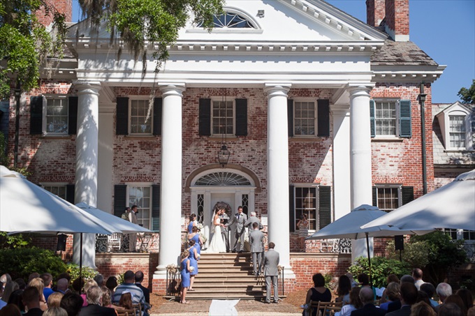 Bonnie Doone Plantation Wedding in South Carolina | https://emmalinebride.com/real-weddings/bonnie-doone-plantation-wedding/ | photo: MCG Photography