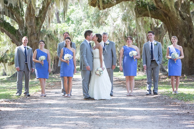 Bonnie Doone Plantation Wedding in South Carolina | https://emmalinebride.com/real-weddings/bonnie-doone-plantation-wedding/ | photo: MCG Photography