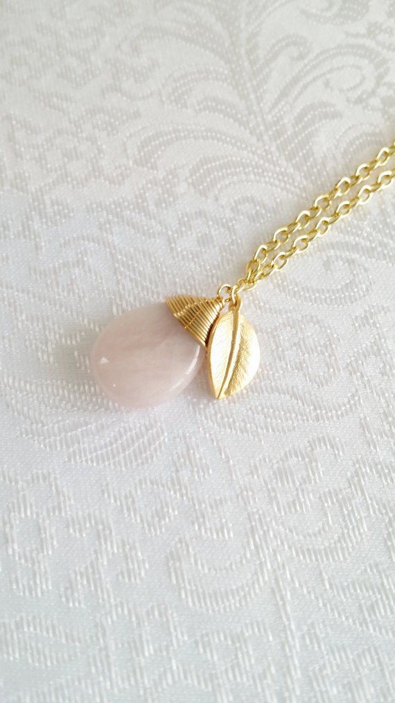 rose quartz necklace giveaway