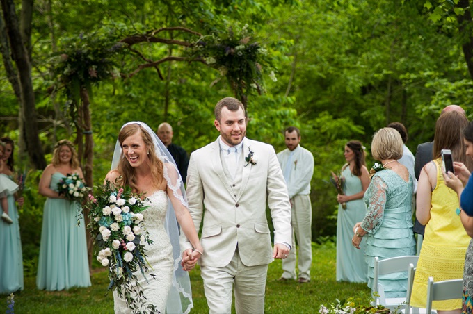 | Kelly and Paul's Rustic Spring Wedding in Georgia (Georgia Weddings) | http://www.emmalinebride.com/real-weddings/a-magnificent-rustic-spring-wedding-in-georgia-weddings/ | photo: You Are Raven