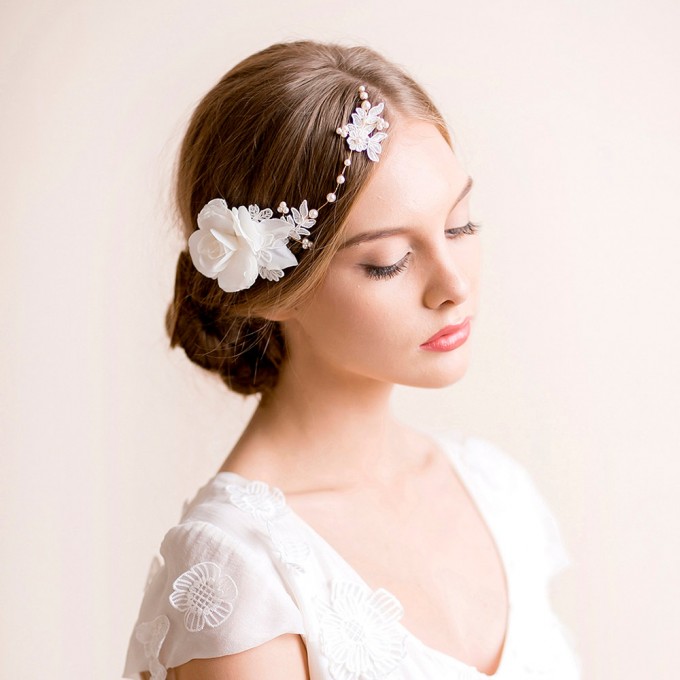 floral bridal headpiece | hairstyles accessories weddings | https://emmalinebride.com/bride/hairstyles-accessories-weddings/ | via florentes: http://etsy.me/22yo1LX