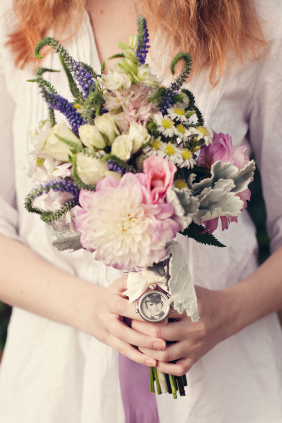 locket bouquet pin for wrap | wedding bouquet wraps: https://emmalinebride.com/bouquets/wedding-bouquet-wraps/