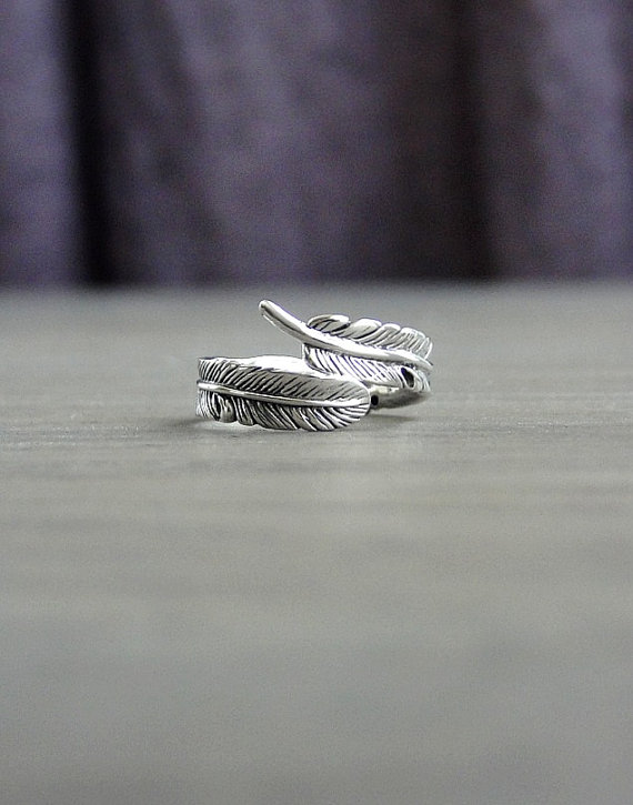 feather ring by laplumeblanche | unique gifts for mom