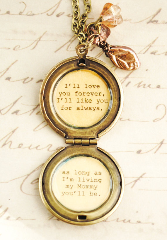 love you forever locket by busybeezchickadeez | unique gifts for mom