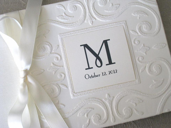 traditional guest book ideas http://emmalinebride.com/guest-book/traditional-guest-book