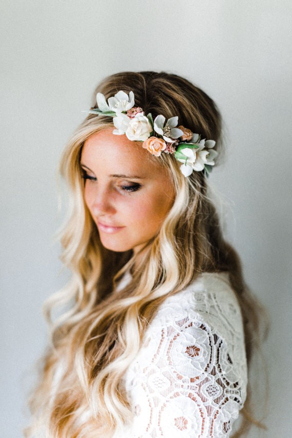 curly hair down with hair wreath | 50+ Best Bridal Hairstyles Without Veil | https://emmalinebride.com/bride/best-bridal-hairstyles