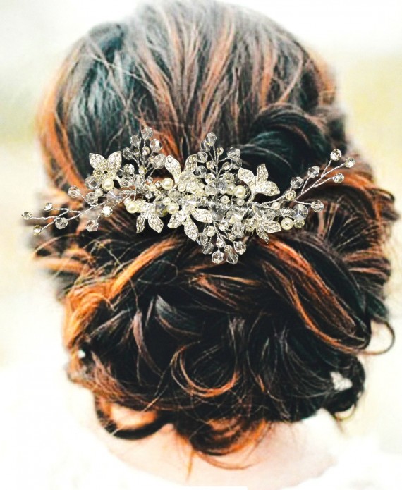 hair comb by ella winston | 50+ Best Bridal Hairstyles Without Veil | https://emmalinebride.com/bride/best-bridal-hairstyles