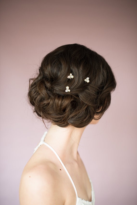 hair with pins back | 50+ Best Bridal Hairstyles Without Veil | https://emmalinebride.com/bride/best-bridal-hairstyles