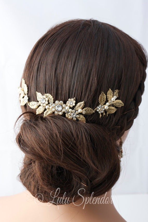 50+ Best Bridal Hairstyles Without Veil | https://emmalinebride.com/bride/best-bridal-hairstyles