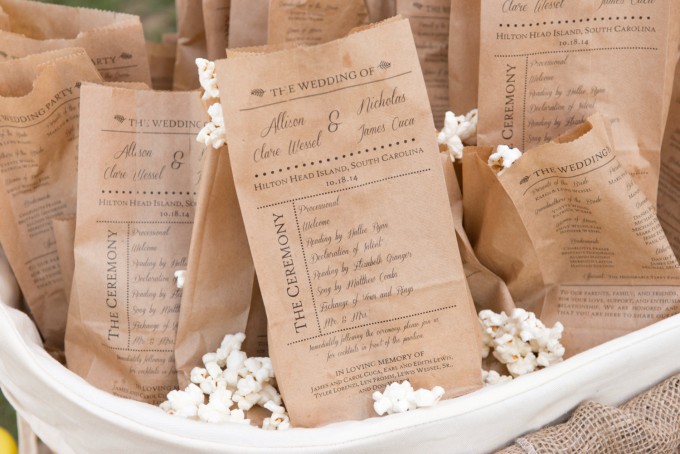 popcorn bag program | 10 Tips for a Popcorn Wedding Bar