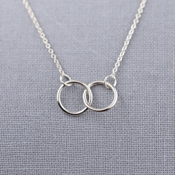 interlocking rings necklace by lilyemmejewelry