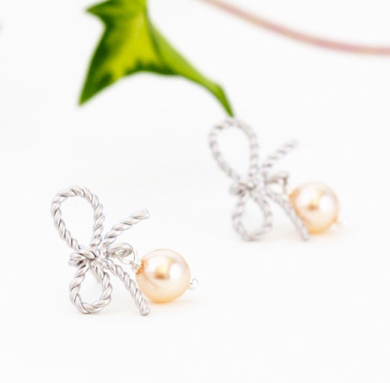 silver bow earrings with pearl