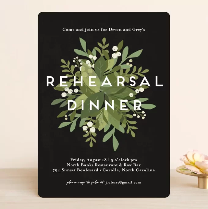 who to invite to a rehearsal dinner