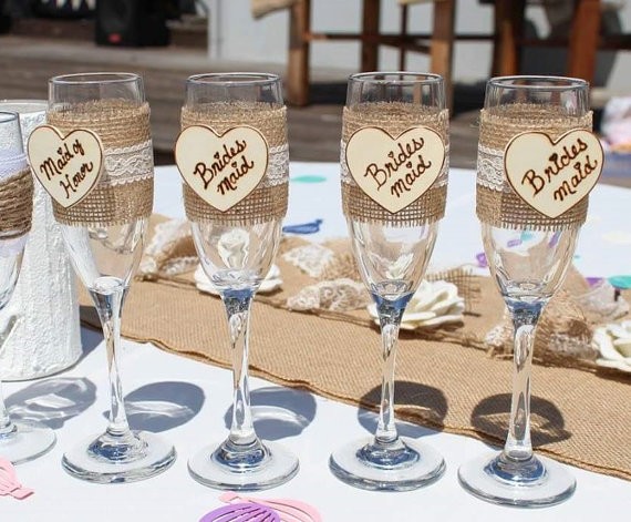 country bridesmaid glasses | country bridesmaid gifts under $25 via https://emmalinebride.com/rustic/country-bridesmaid-gifts/