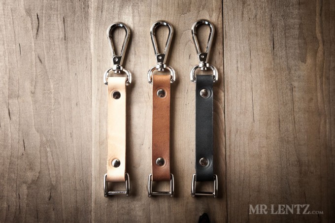 personalized-leather-keychain-groomsman
