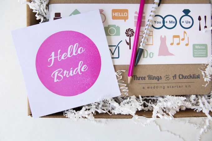Giveaway: Win a Wedding Planner Binder by Hello Bride | https://emmalinebride.com/2016-giveaway/wedding-planner-giveaway/