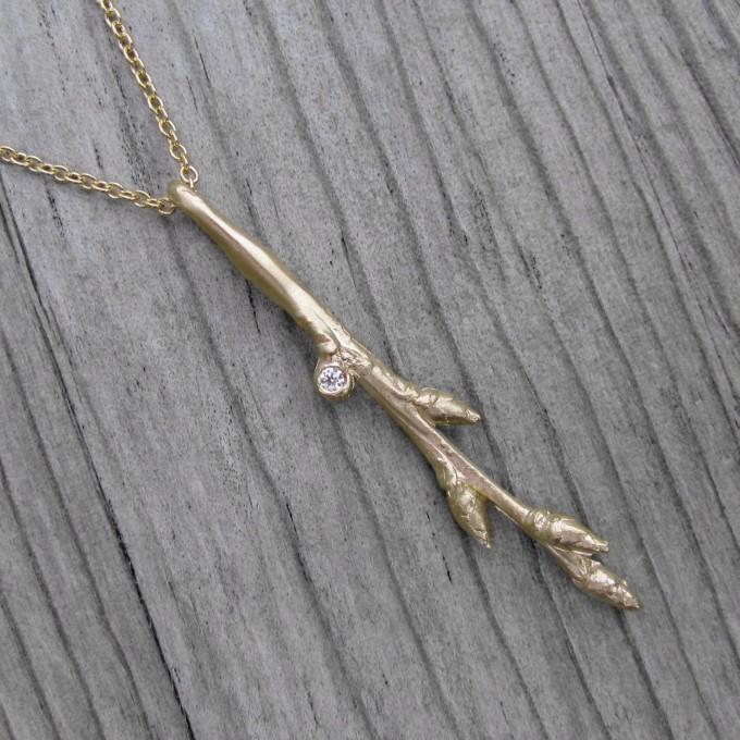 diamond-twig-necklace