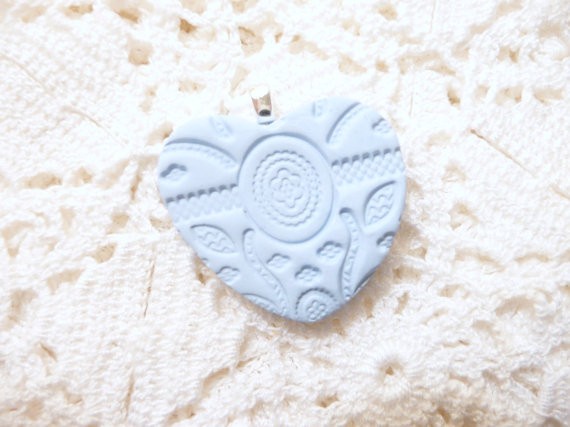 Bouquet Charm | by Artsy Clay | http://etsy.me/2cVoPgG | http://emmalinebride.com/2016-giveaway/heart-bouquet-charm/