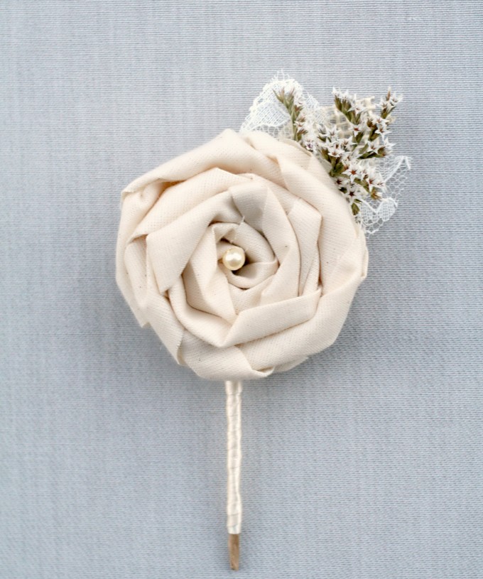 ivory rosette dried flower boutonnieres