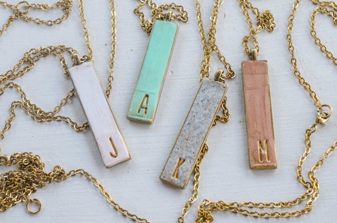 Vertical Initial Necklace | by Jill Makes | https://emmalinebride.com/wedding/vertical-initial-necklace