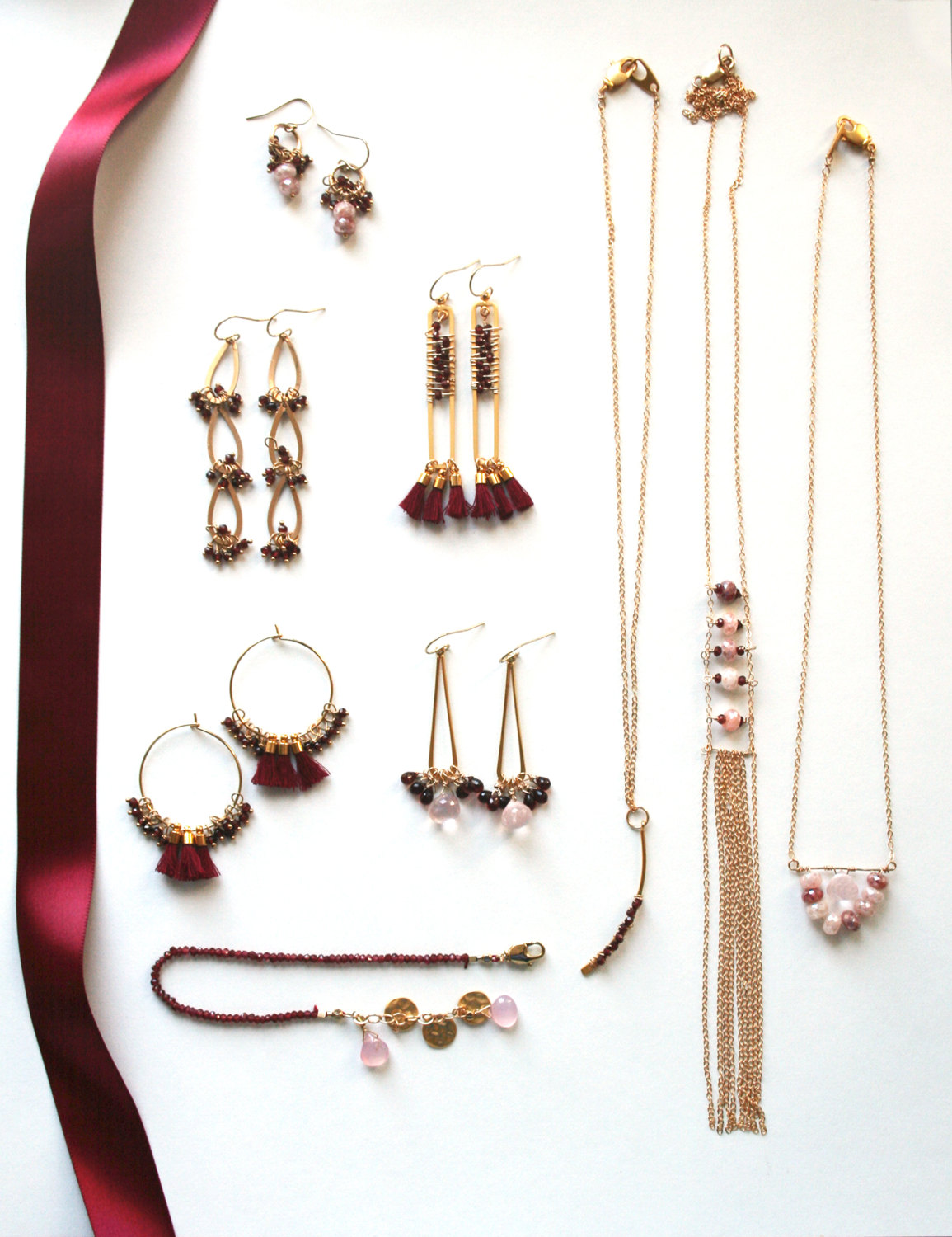 17 Fun Wedding Tassel Ideas & Decorations Themes Emmaline Bride