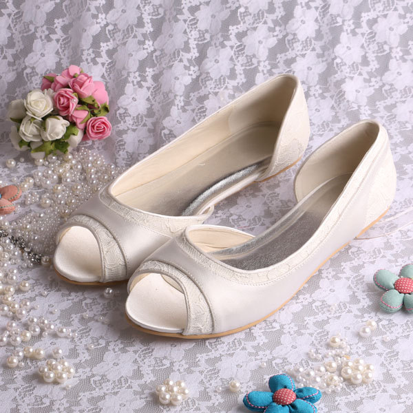 Satin Peep Toe Bridal Flats | 21 Wedding Flats That Will Look Beautiful for the Bride - https://emmalinebride.com/bride/wedding-flats-bride/