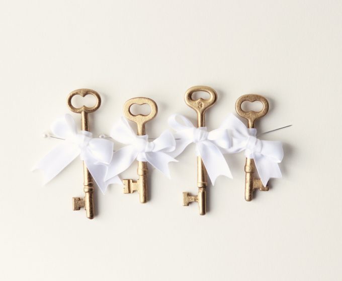 key-boutonnieres-for-groomsmen-by-whichgoose