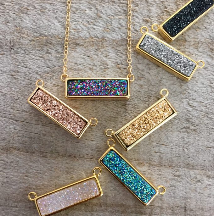 20+ Sparkling Druzy Bar Necklaces | https://emmalinebride.com/planning/druzy-bar-necklaces-bridesmaids/