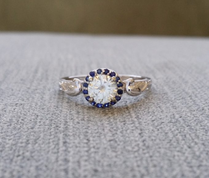 Where to buy antique engagement rings online on Etsy | ring via Penelli Belle