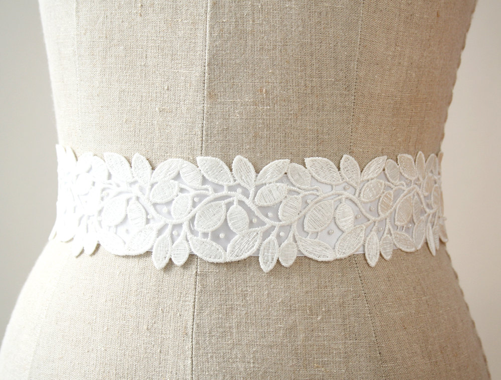 white dress sash | elegant bridal sashes by laura stark | https://emmalinebride.com/bride/elegant-bridal-sashes/