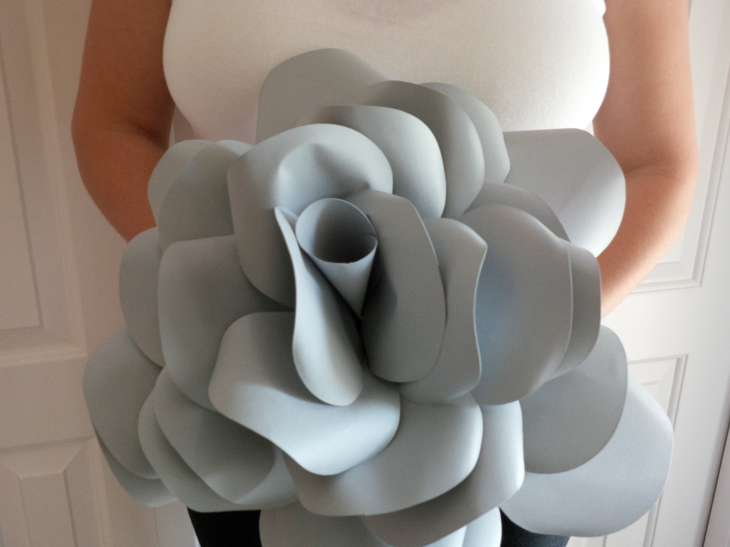 paper flower bouquets for weddings, backdrops, boutonnieres, paper flower decorations | by 2clvrdesigns on Etsy