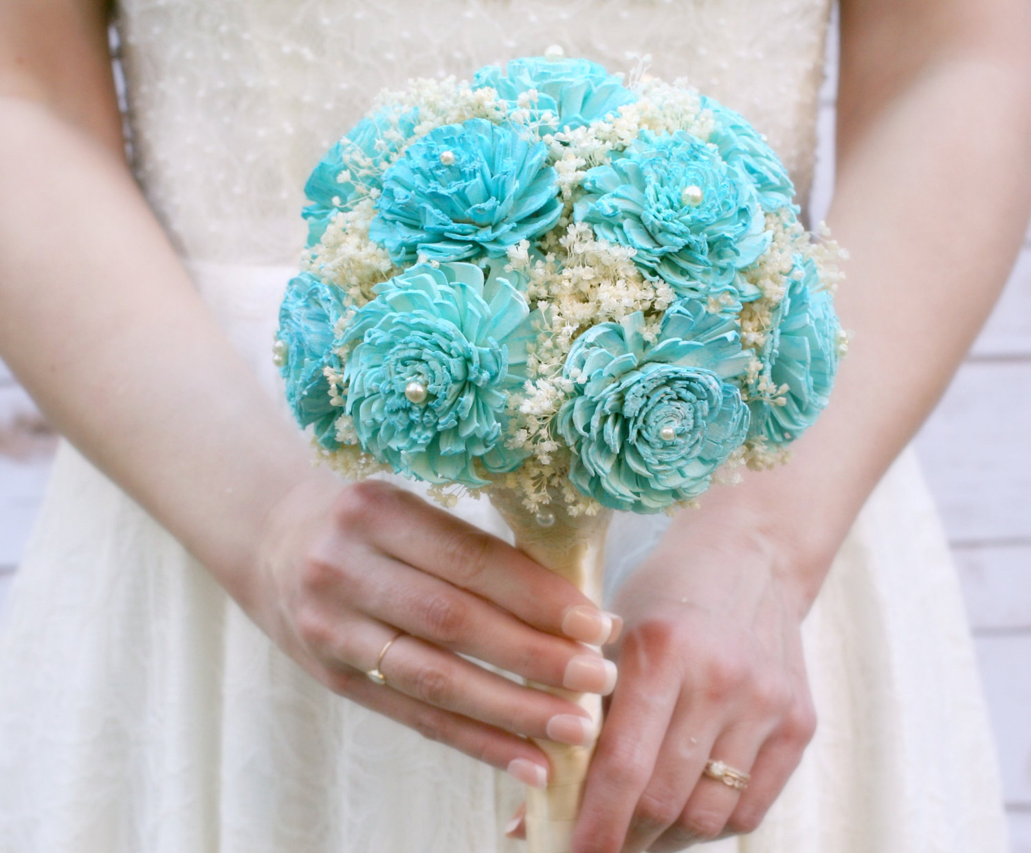 where to buy sola flowers | bouquet by the sunny bee | https://emmalinebride.com/bouquets/where-to-buy-sola-flowers/