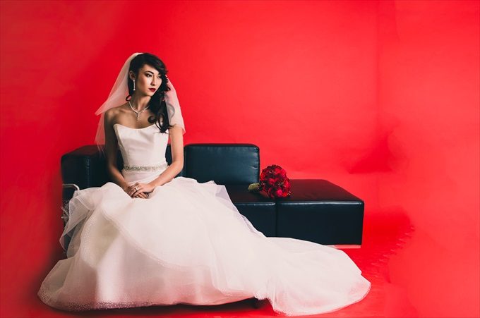 Vanity Fair Inspired Bridal Shoot | photo by Marcus Anthony Photography - https://emmalinebride.com/real-weddings/vanity-fair-inspired-bridal-shoot/