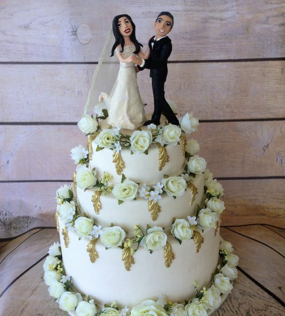 Clay Figurine Wedding Cake Toppers by Laurine's Figurines