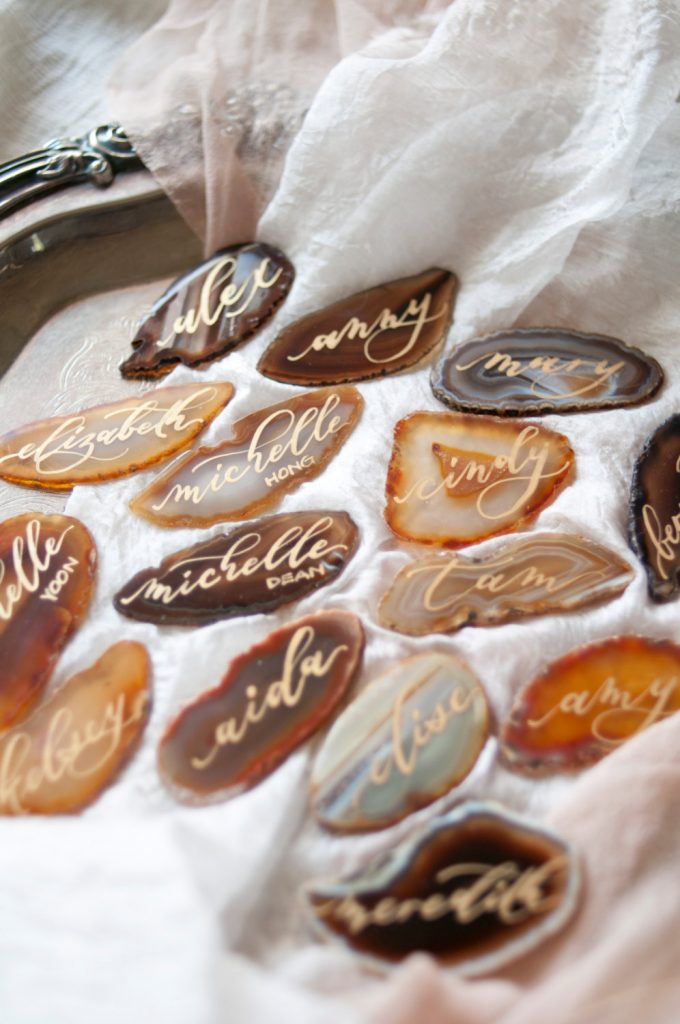 agate place cards by senimancalligraphy