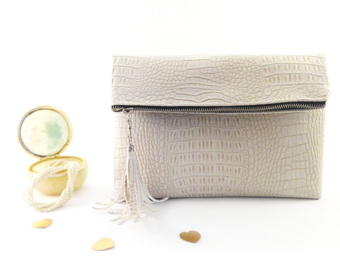 simple bridal clutch you can use again