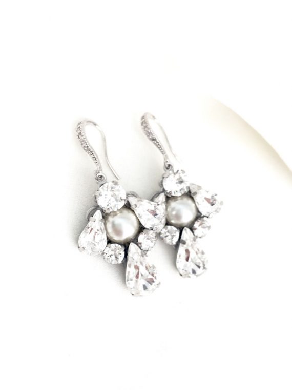 chandelier bridal earrings with pearls