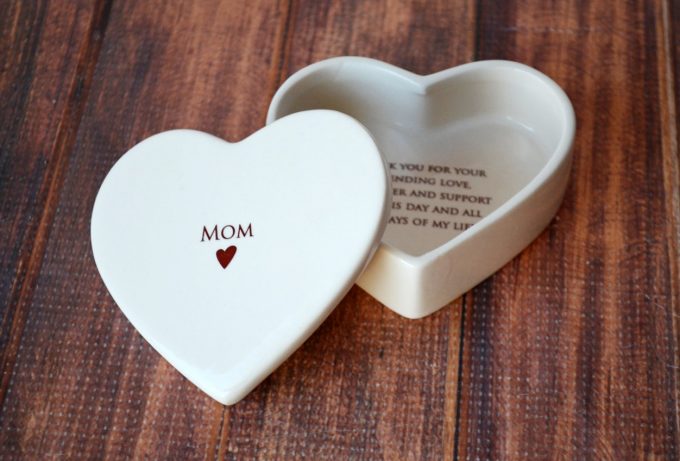 mother of the bride gifts, mother of the bride gift ideas, mother daughter gifts