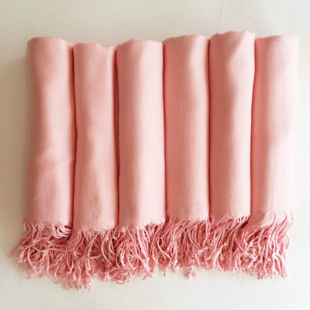 shawl for guest
