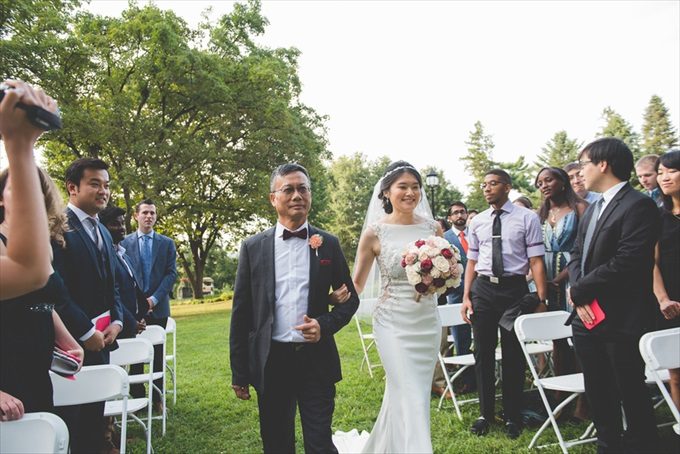A Morris Arboretum Wedding that You'll Never Forget! (Philadelphia Garden Wedding)- https://emmalinebride.com/real-weddings/a-morris-arboretum-wedding-that-youll-never-forget| BG Productions Photography & Videography