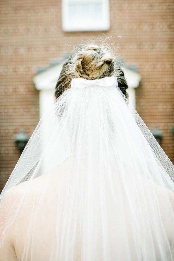 bow wedding veil