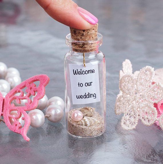 beach wedding favors - message in a bottle